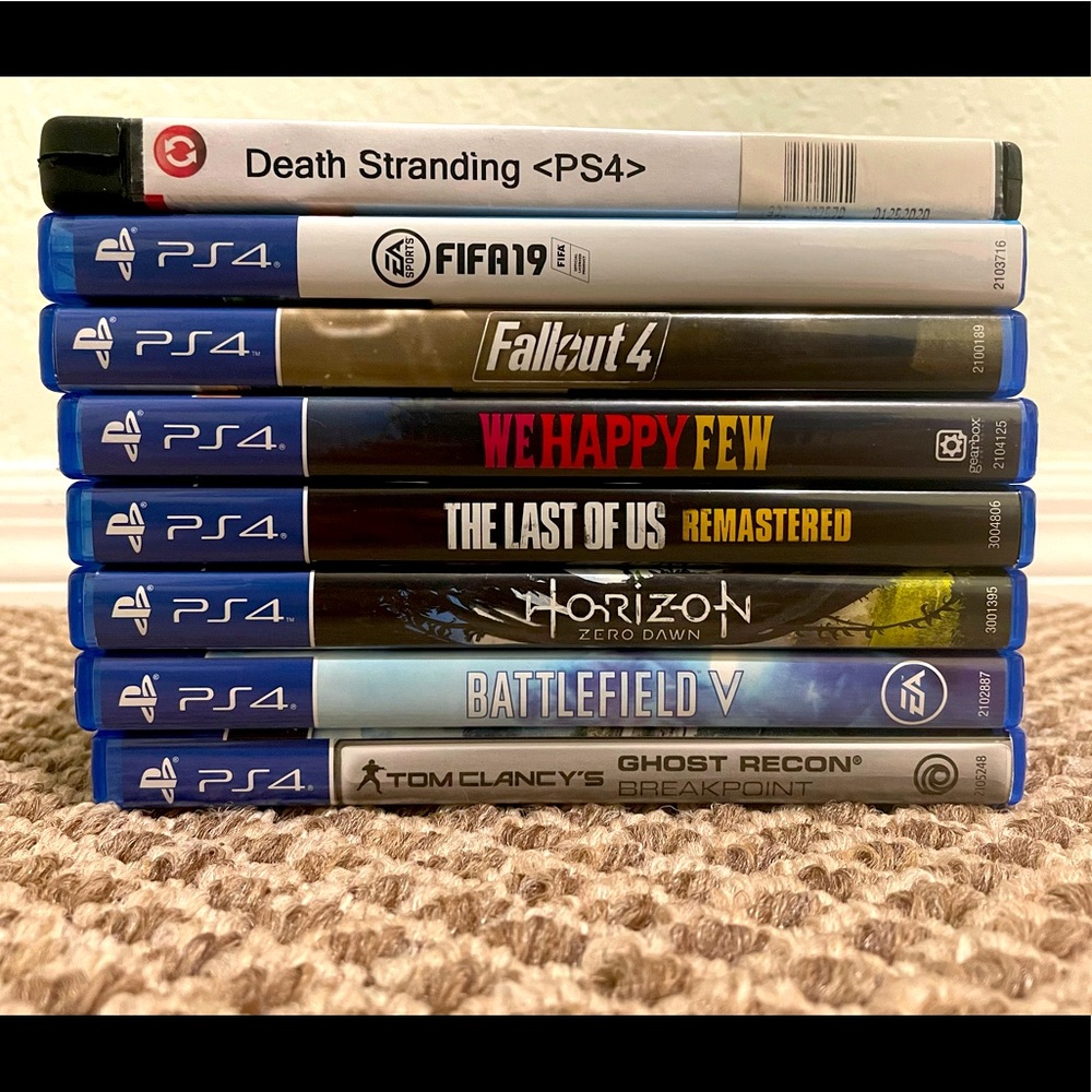 PS4 Video Game Bundle (Market Price for this Bundle is $60-75)